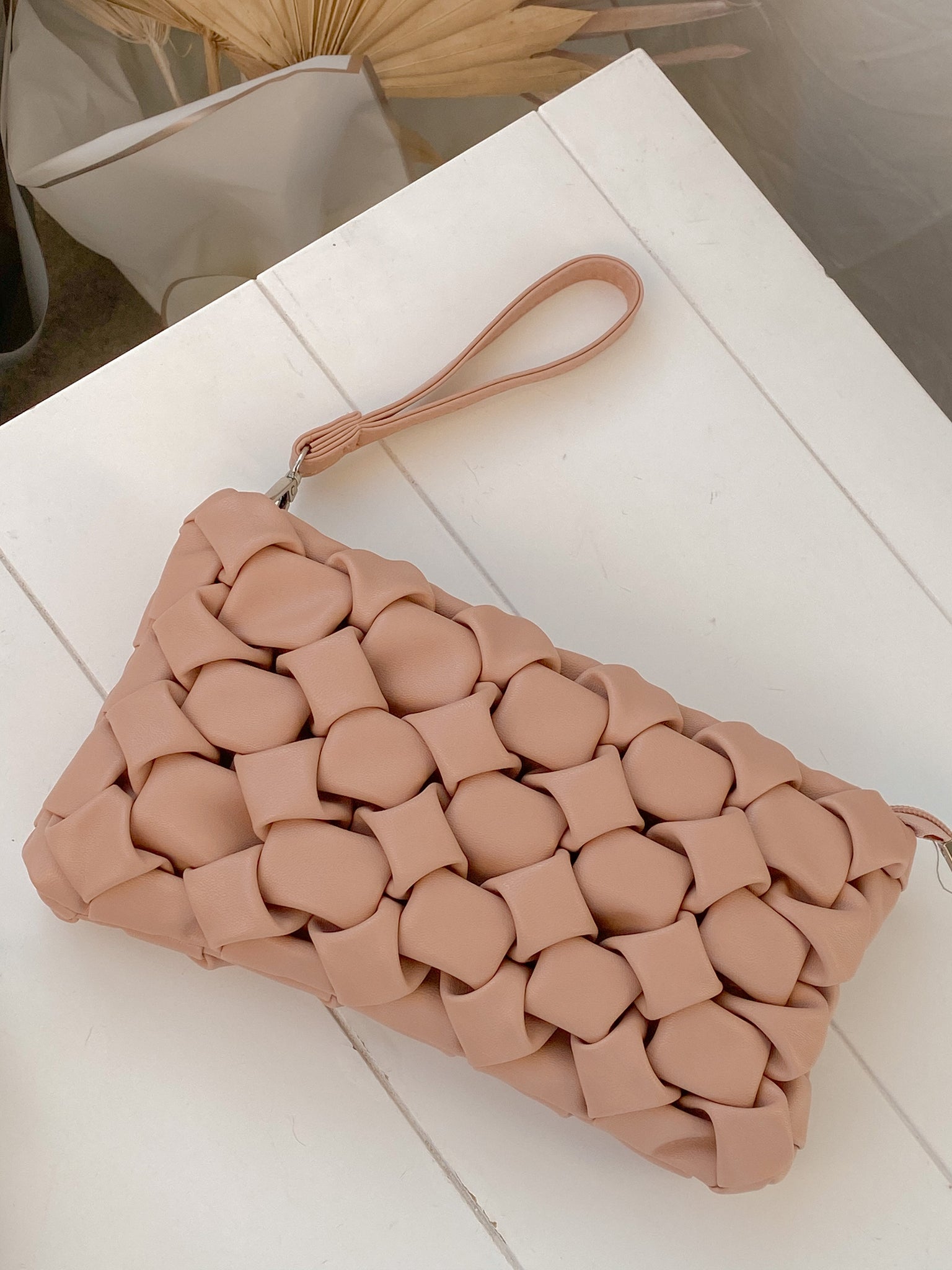 Rhodes Woven Clutch// BLUSH