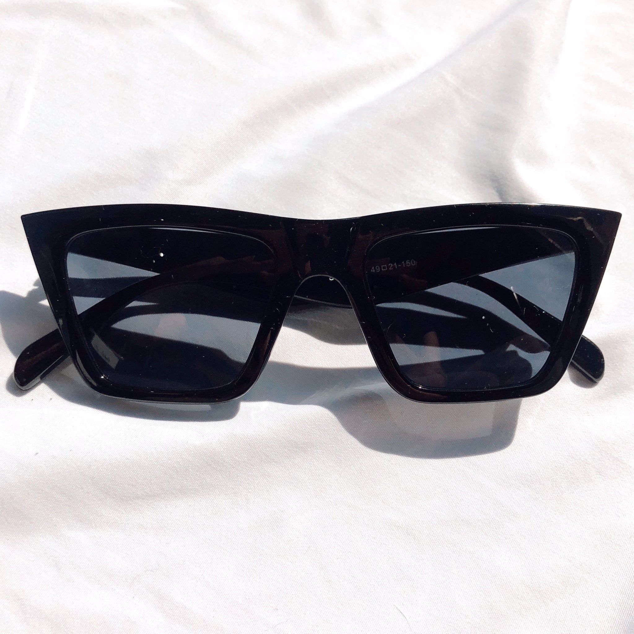 OG SHARP SUNNIES
