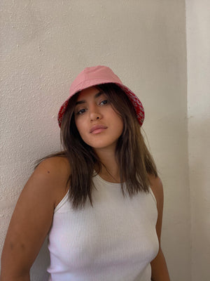 OOPSIE DAISY BUCKET HAT // RASPBERRY