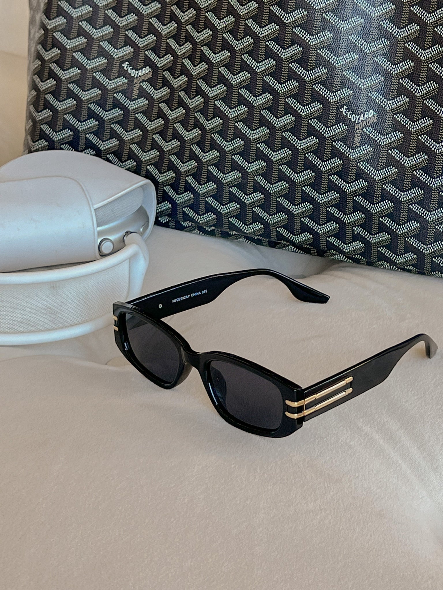 THE BECKY SUNNIES