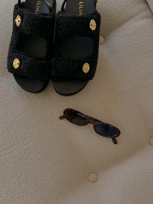 TEDDY SANDALS // BLACK
