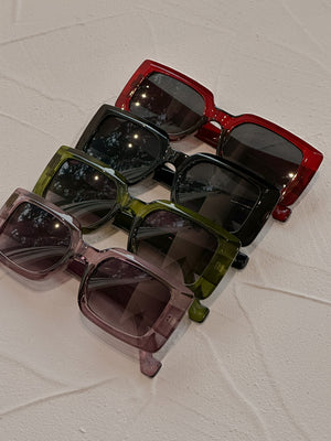 SQUARED UP SUNNIES