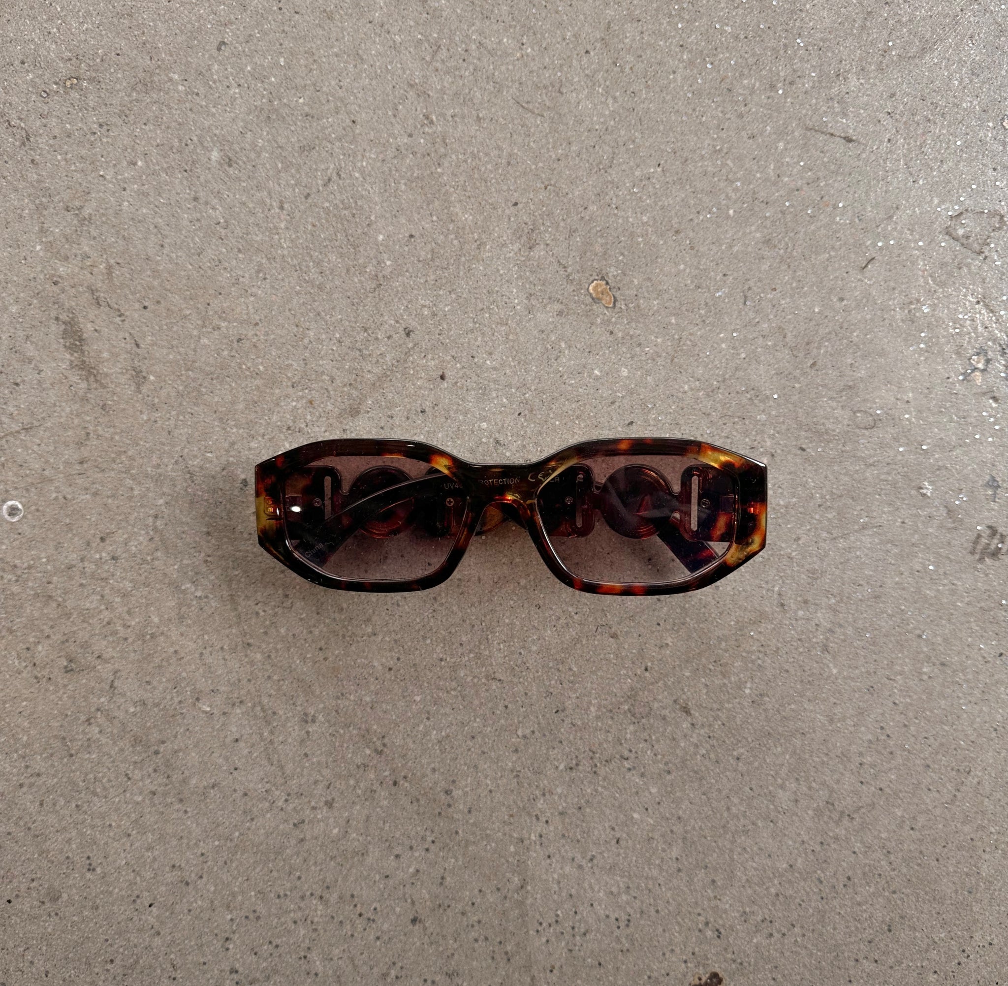PALM SPRINGS SUNNIES
