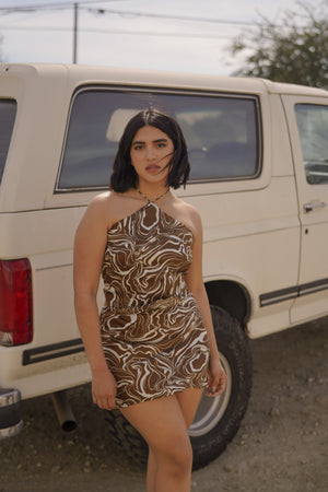 PLEASING TIE TOP // BROWN