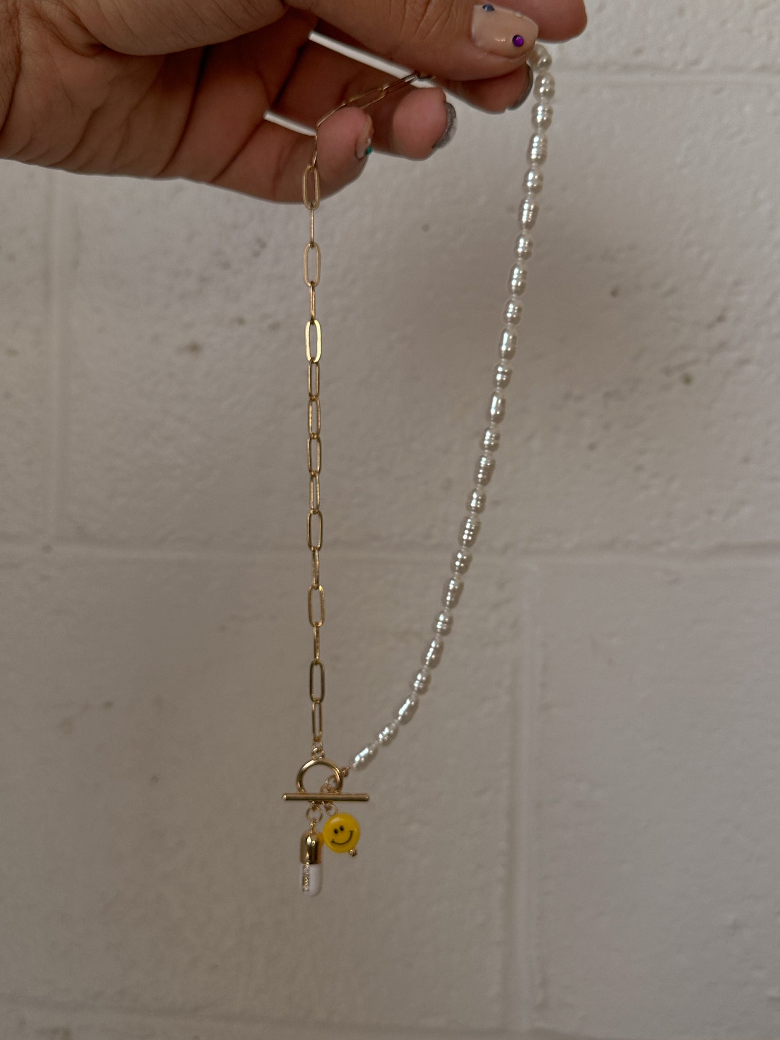 SMILE PEARL NECKLACE