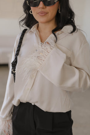 PRETTY CHIC TOP // IVORY